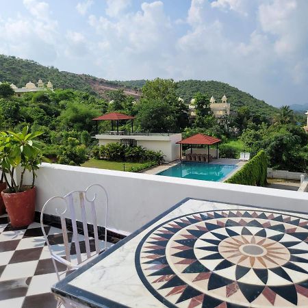 Aura Gold Resort อุเดเปอร์ ภายนอก รูปภาพ