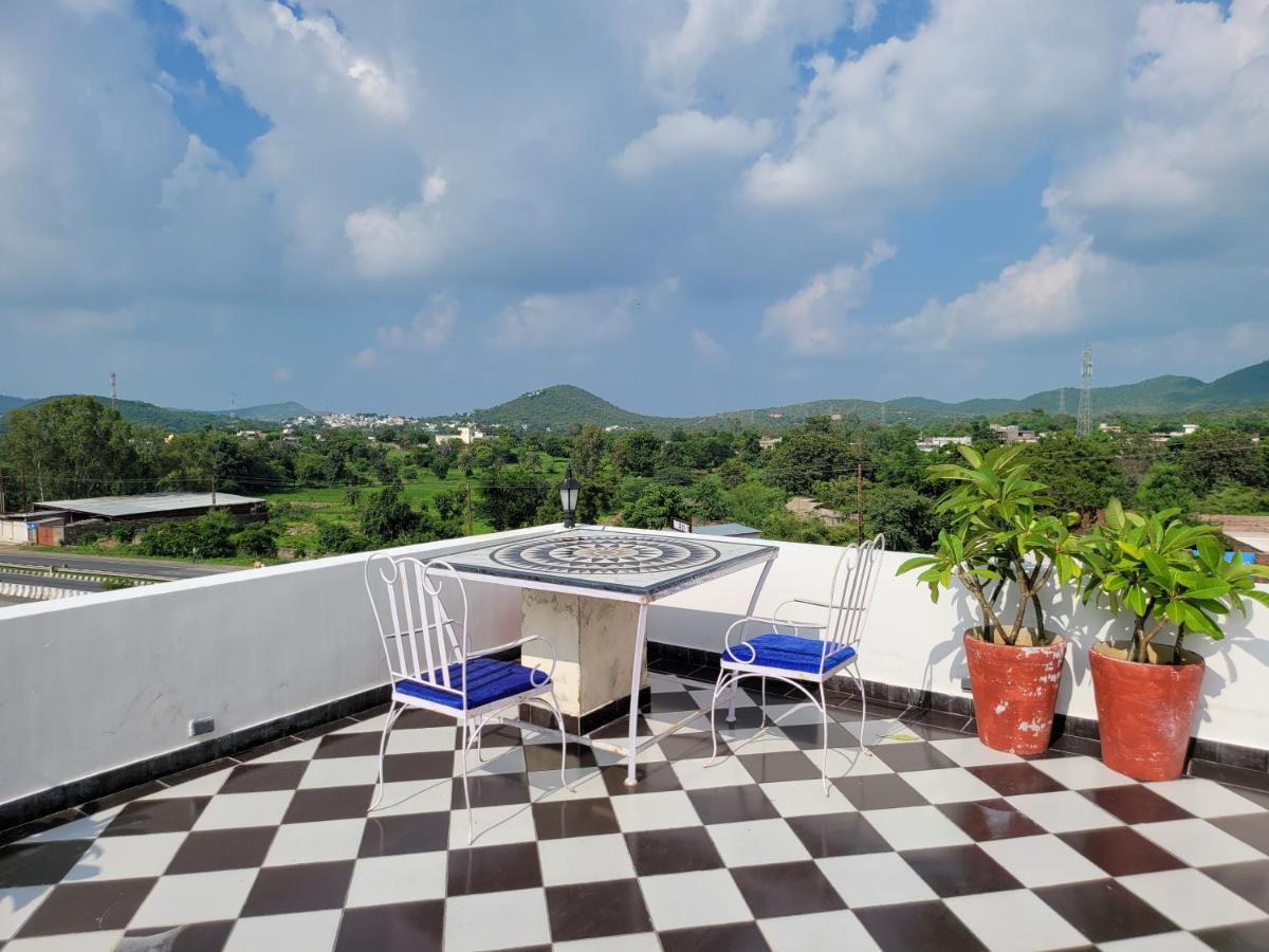 Aura Gold Resort อุเดเปอร์ ภายนอก รูปภาพ